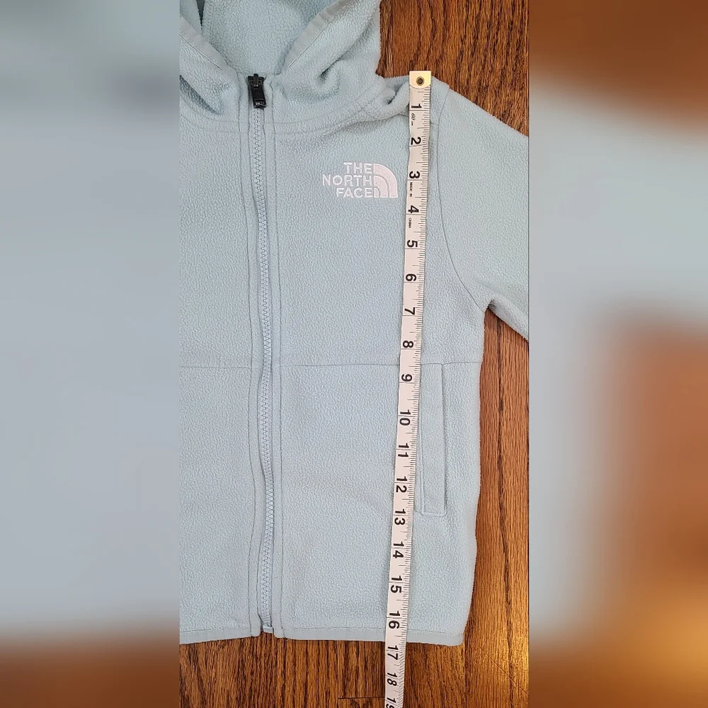 The North Face Girls Size 6 XS Mint Green Zip Up Hooded Fleece Jacket
